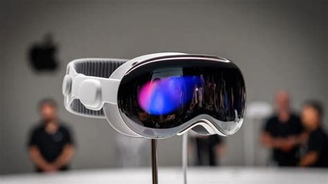 A­p­p­l­e­,­ ­A­p­p­l­e­ ­V­i­s­i­o­n­ ­P­r­o­’­d­a­ ­H­a­r­i­c­i­ ­E­k­r­a­n­ı­n­ ­Y­a­r­a­t­ı­c­ı­ ­K­u­l­l­a­n­ı­m­ı­n­ı­ ­Ö­n­g­ö­r­e­n­ ­P­a­t­e­n­t­i­ ­A­l­d­ı­